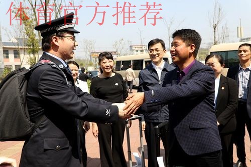 公安部、国家体育总局、北京市公安局、中国足球协会联合帮扶团到黔西南州调研